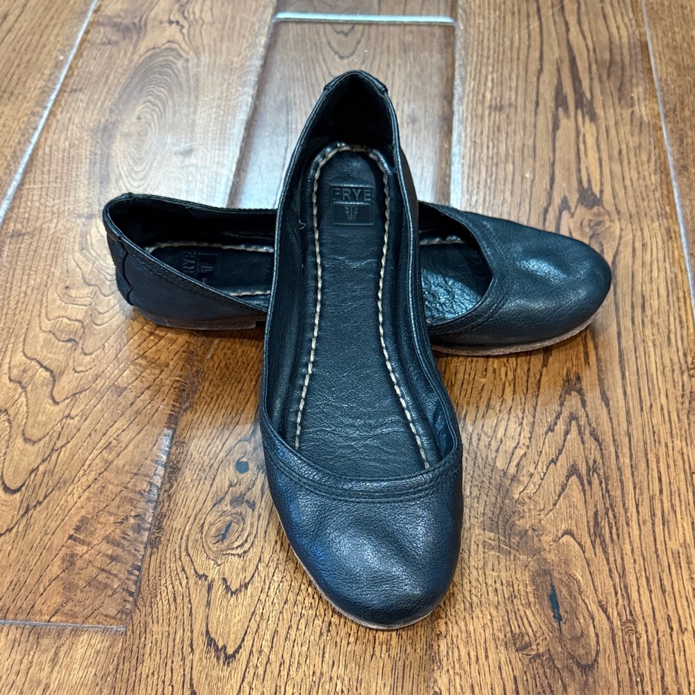 Frye leather black Carson Ballet Flats women’s shoes size 7